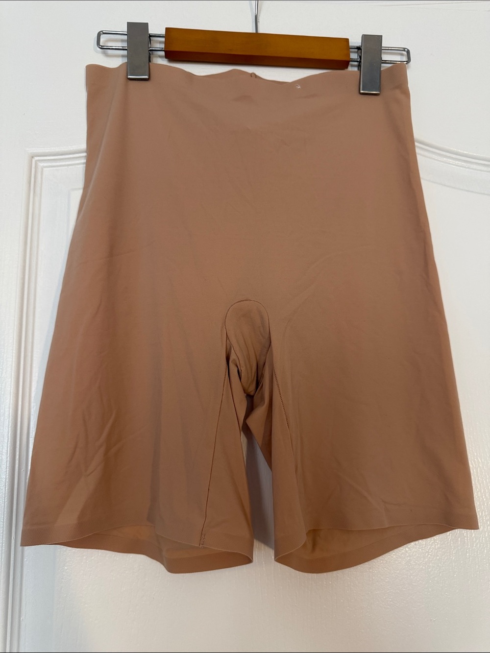 SPANX Ahhh-Lellujah Nude Mid Thigh Shapewear Short One Size Plus NWOT
